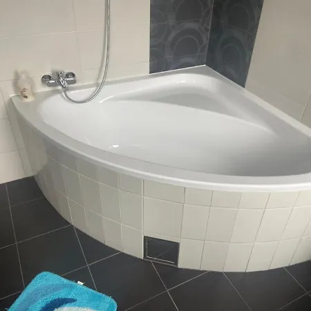 Konukevi 4 Haloszobas Pihenj Meg Vendeghaz Nyíregyháza