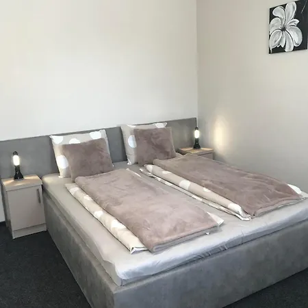 4 Haloszobas Pihenj Meg Vendeghaz Guest house