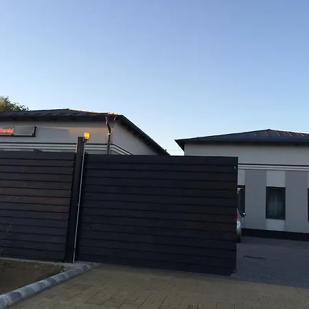 Konukevi 4 Haloszobas Pihenj Meg Vendeghaz