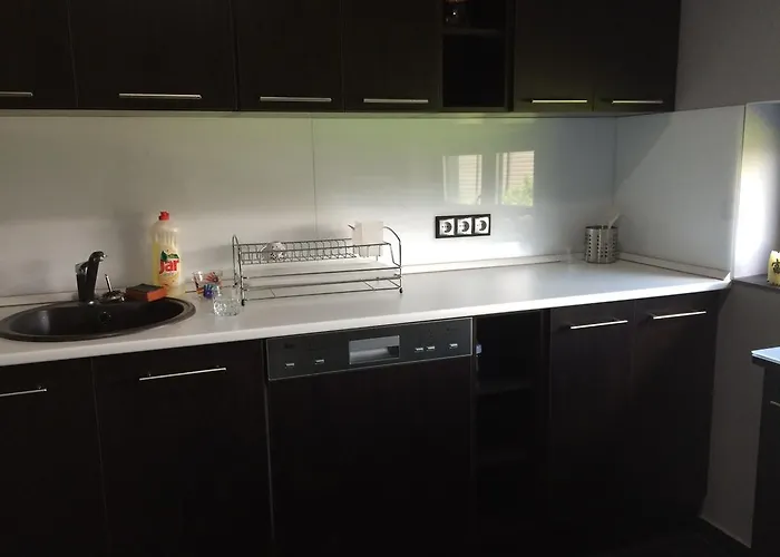 4 Hálószobás Pihenj Meg Vendégház Nyíregyháza